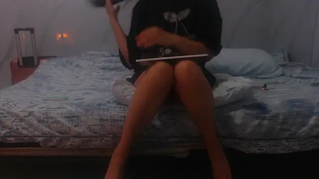 sabrina v  online show from 11/23/25, 06:08