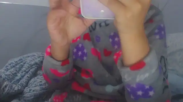 sabrina v  online show from 11/29/25, 04:10