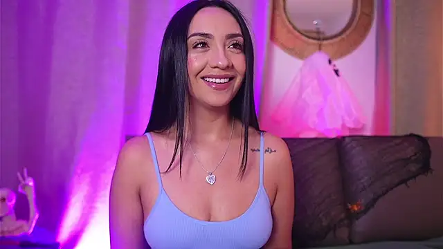 Snapshot of ana_riveros chatting on 10/16/25, 04:13 ana riveros online show from 10/16/25, 04:13