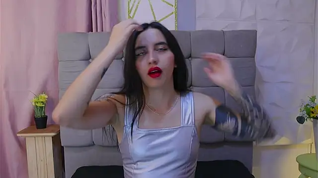 kaylee lee online show from 09/15/25, 04:23