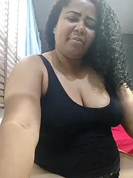 Snapshot of Rafaschuler chatting on 09/20/25, 01:23 Rafaschuler online show from 09/20/25, 01:23