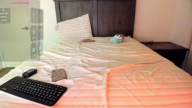 mayaamor online show from 12/01/25, 07:13