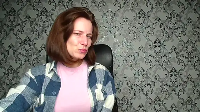 Kelly Kisss online show from 12/20/25, 06:26