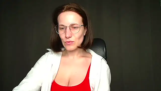Snapshot of Kelly_Kisss chatting on 04/25/26, 07:55 Kelly Kisss online show from 04/25/26, 07:55