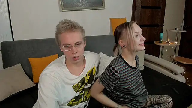 Snapshot of SammySccott chatting on 11/12/25, 08:48 SammySccott online show from 11/12/25, 08:48