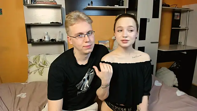 Snapshot of SammySccott chatting on 12/18/25, 07:58 SammySccott online show from 12/18/25, 07:58