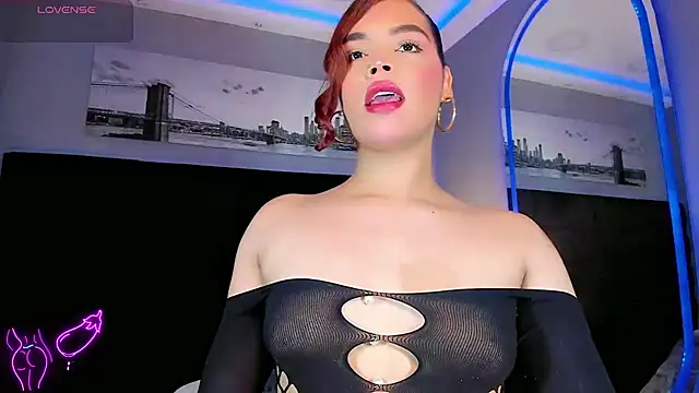 LiaFernandaa online show from 07/14/26, 05:34