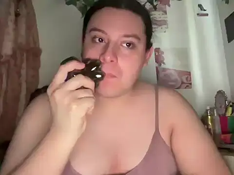 JenniferRobbie online show from 06/09/26, 03:51
