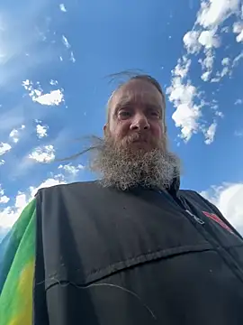 Snapshot of eager1975 chatting on 03/26/26, 05:07 eager1975 online show from 03/26/26, 05:07