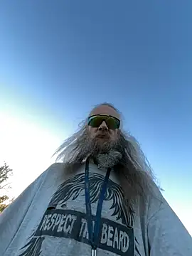 eager1975 online show from 06/18/26, 01:28