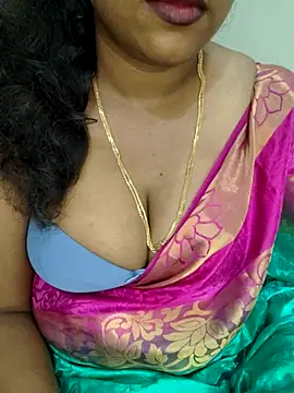 Snapshot of Anu_Reddy_10 chatting on 09/18/25, 05:26 Anu Reddy 10 online show from 09/18/25, 05:26