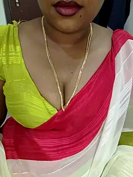 Snapshot of Anu_Reddy_10 chatting on 09/19/25, 05:42 Anu Reddy 10 online show from 09/19/25, 05:42