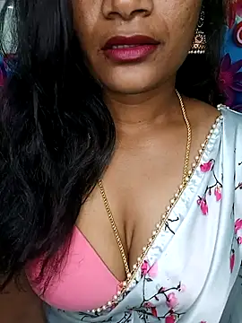 Snapshot of Anu_Reddy_10 chatting on 11/08/25, 06:51 Anu Reddy 10 online show from 11/08/25, 06:51