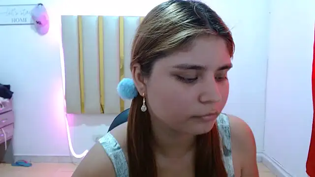 keilicita tonny 18 online show from 11/04/25, 05:45