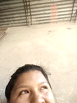 Snapshot of vea_m chatting on 05/31/26, 07:37 vea m online show from 05/31/26, 07:37