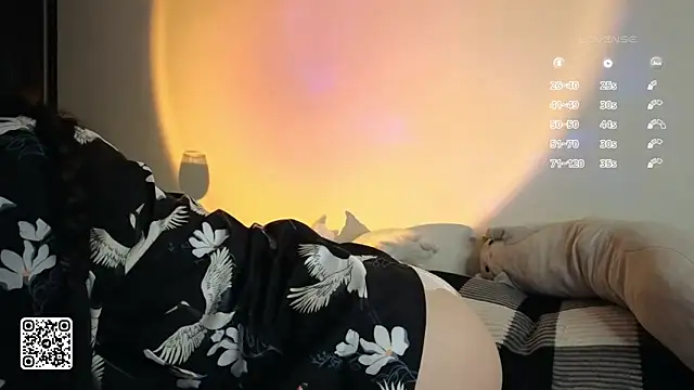 OdelynBagge online show from 10/10/25, 05:34