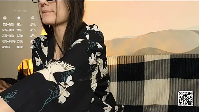 OdelynBagge online show from 10/29/25, 06:09