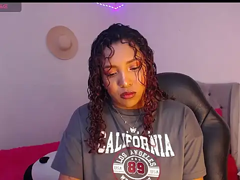 warisg   online show from 11/06/25, 07:42