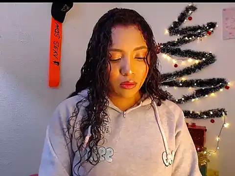 warisg   online show from 11/24/25, 04:23