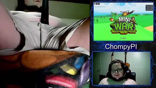 Snapshot of DetChompy chatting on 06/11/26, 02:11 DetChompy online show from 06/11/26, 02:11