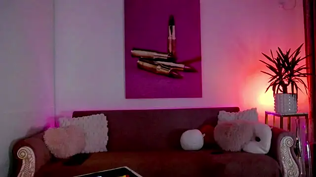 oliviathea online show from 02/07/26, 01:53