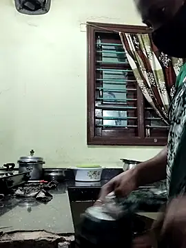 papukurty online show from 09/28/25, 01:38