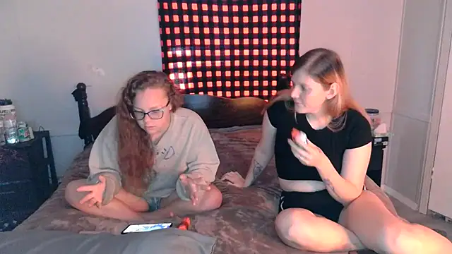 XxMidnightMysteryxX online show from 11/13/25, 04:06