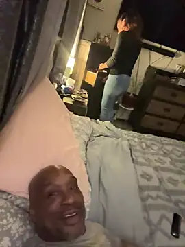 Snapshot of blaqmagiq72 chatting on 02/19/26, 02:07 blaqmagiq72 online show from 02/19/26, 02:07