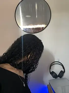 jadee8 online show from 04/18/26, 06:01