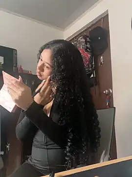 jadee8 online show from 04/22/26, 09:38