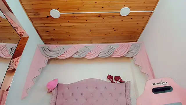  Abby white  online show from 12/13/25, 11:21