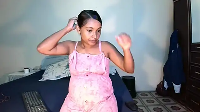 indiansweetflava online show from 02/18/26, 12:12