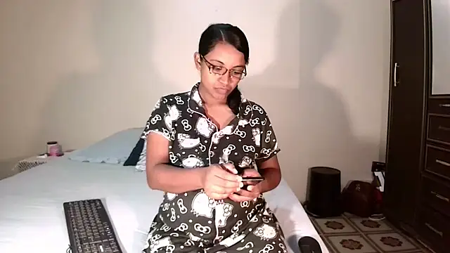 indiansweetflava online show from 04/06/26, 04:57