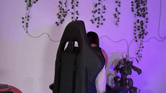 sara doll77 online show from 02/11/26, 12:43