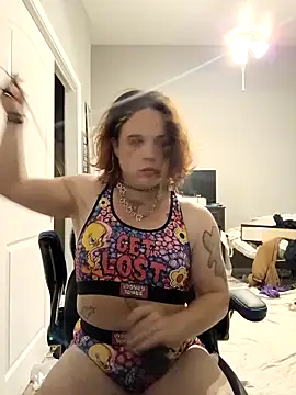 Snapshot of Kiami_Noara chatting on 09/11/25, 12:55 Kiami Noara online show from 09/11/25, 12:55