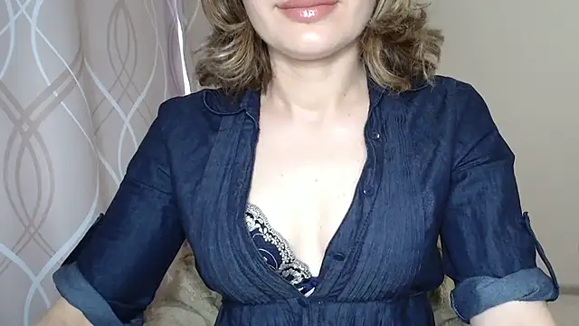 miss  Sophie online show from 09/10/25, 06:57