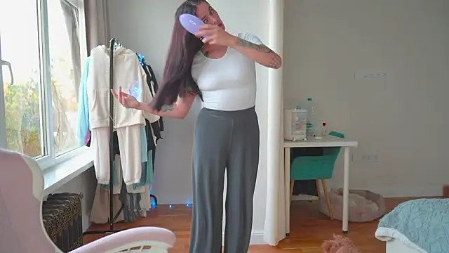 EwelynScott online show from 11/05/25, 06:57