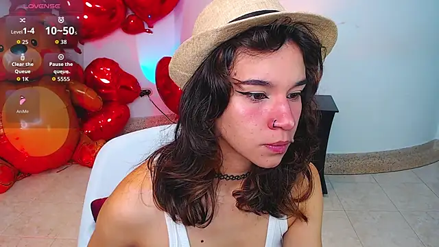 miascarlet 16 online show from 10/04/25, 01:42