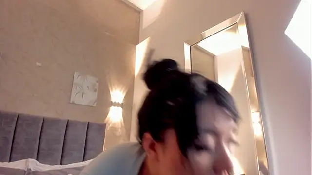 Lunaa bellaa online show from 01/12/26, 07:41