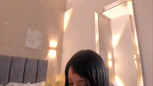 Lunaa bellaa online show from 02/05/26, 07:51