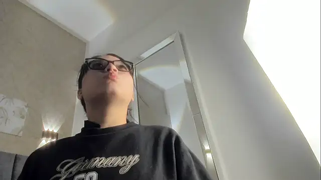 Lunaa bellaa online show from 03/11/26, 07:42