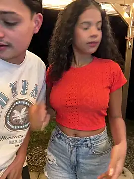 Rose-andres online show from 09/26/25, 11:42