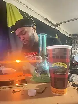 sneakdalink online show from 03/23/26, 12:47