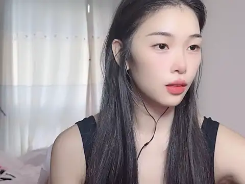 Snapshot of YUNA-kpop chatting on 08/04/26, 09:23 YUNA-kpop online show from 08/04/26, 09:23
