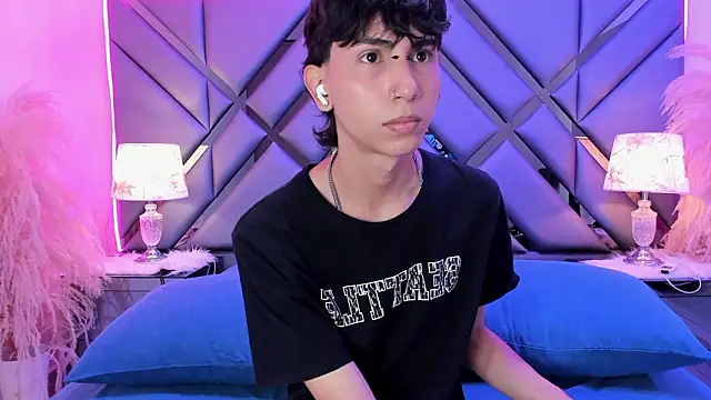 Milan LewisS online show from 02/10/26, 11:58