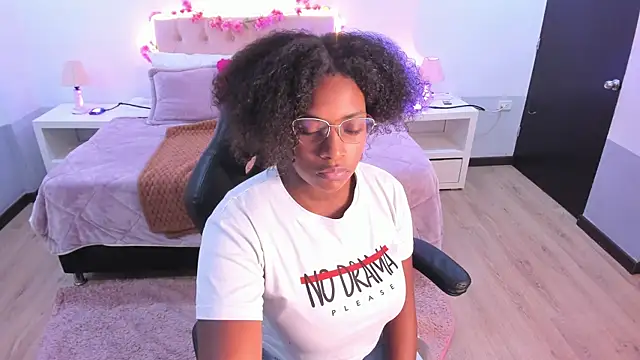 ebony fantasy2 online show from 09/23/25, 12:19