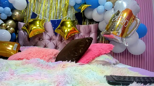 Mindy 19 online show from 09/22/25, 10:56