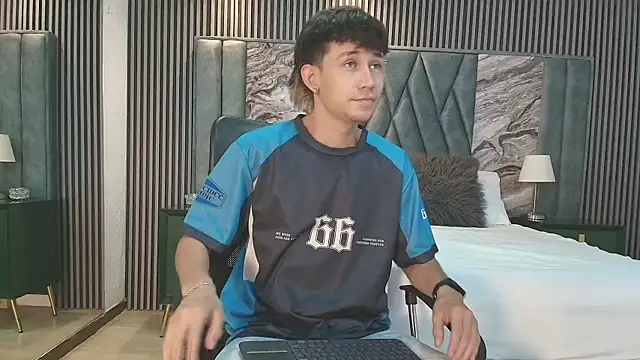 Michael blue online show from 01/07/26, 12:07