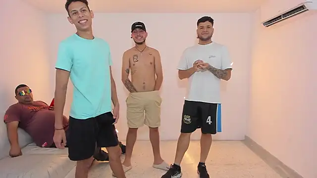 Snapshot of brutal_sex_room2k chatting on 10/11/25, 12:26 brutal sex room2k online show from 10/11/25, 12:26