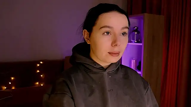 Di na Bell online show from 02/15/26, 06:43